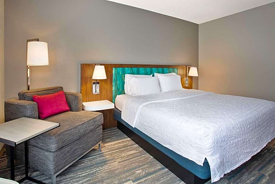 Hampton Inn By Hilton And Suites Tampa East - Casino Area