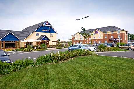 Premier Inn Swindon Central