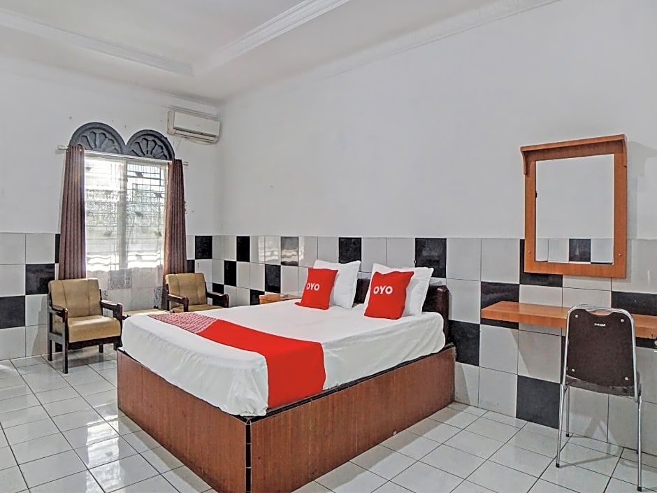 OYO 92579 Hotel Mutiara