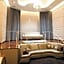 I Square Hotel