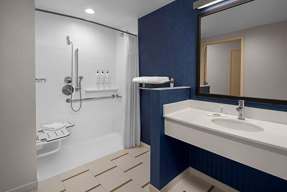 Fairfield Inn & Suites by Marriott Tustin Orange County