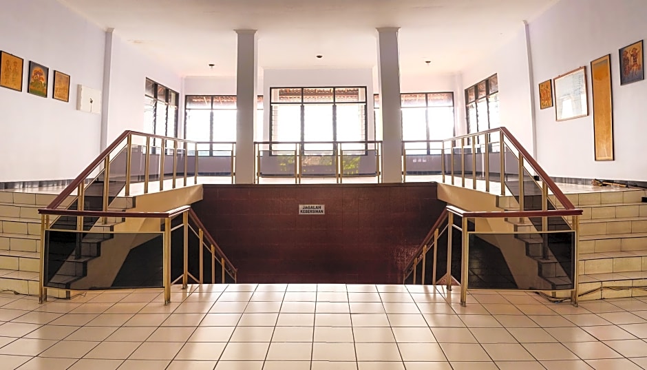 Hotel Wisata by ZUZU