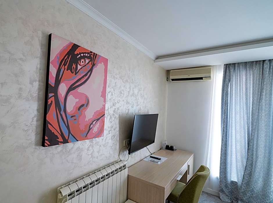 Privilege Room's by Central Park