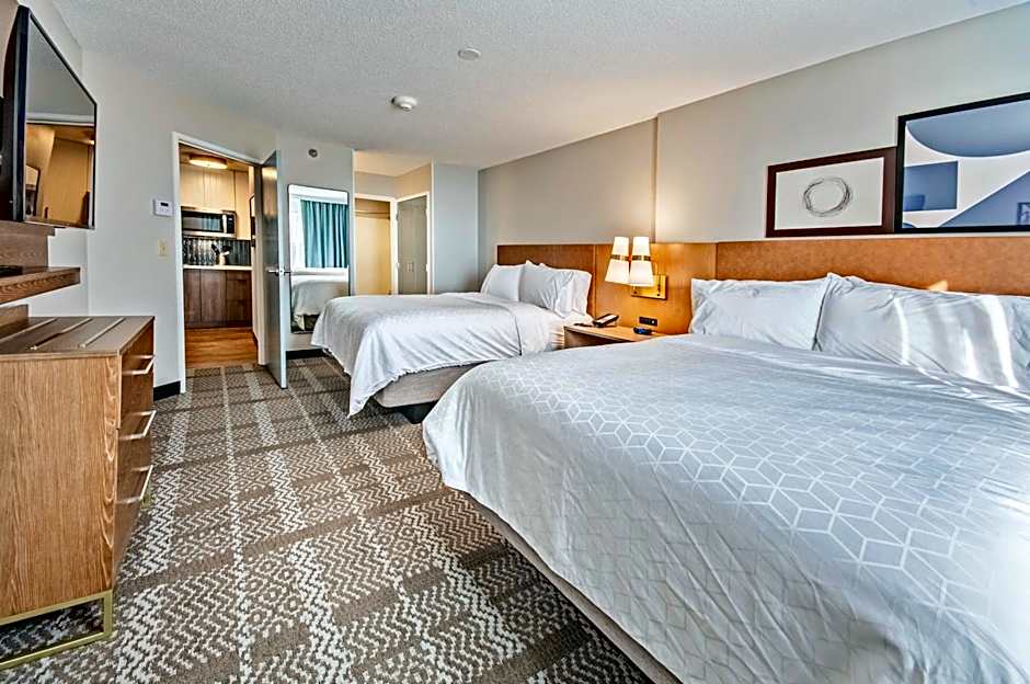 Staybridge Suites Cedar Rapids North by IHG