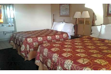 2 Full Beds Non-Smoking