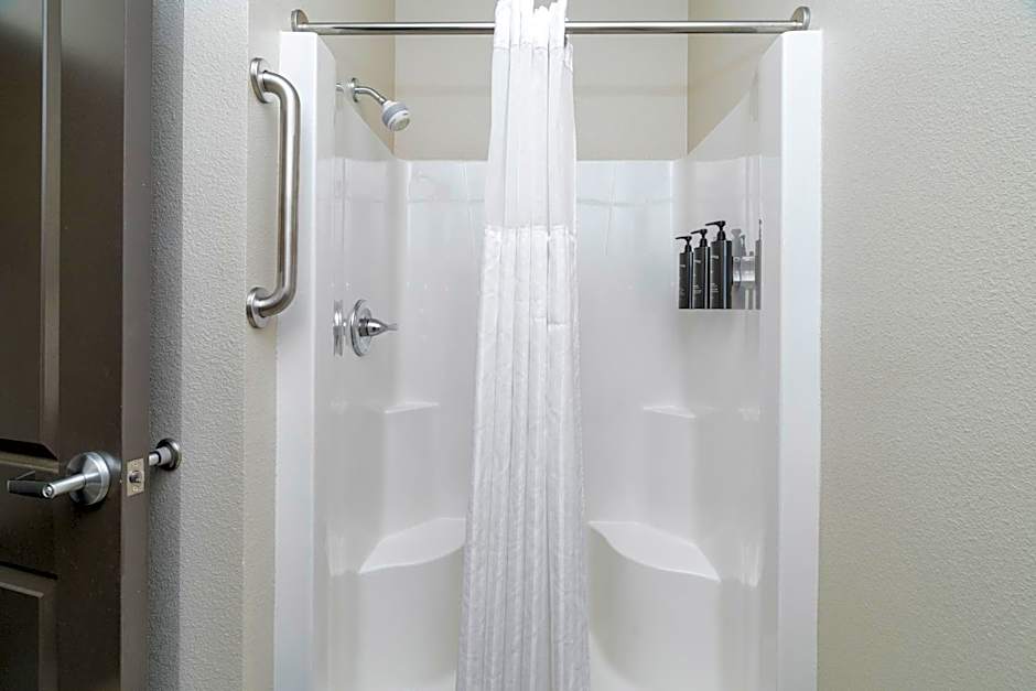 Park Point Marina Inn