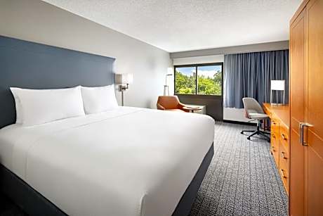 Courtyard by Marriott Montvale