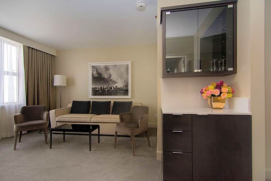 The Benson Portland, Curio Collection by Hilton