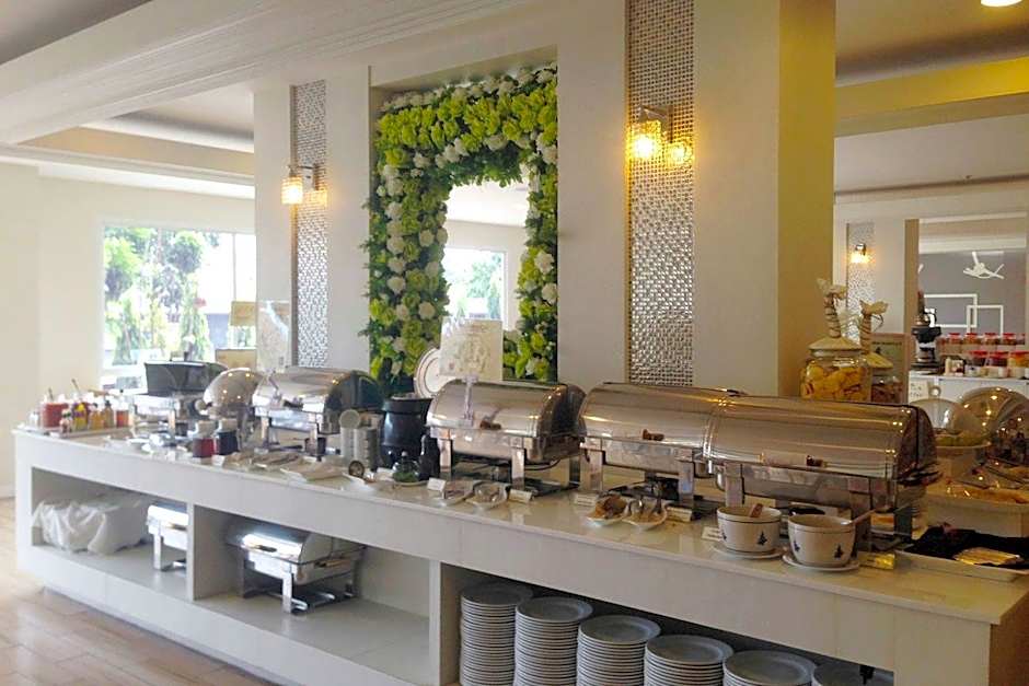 Prachuap Grand Hotel