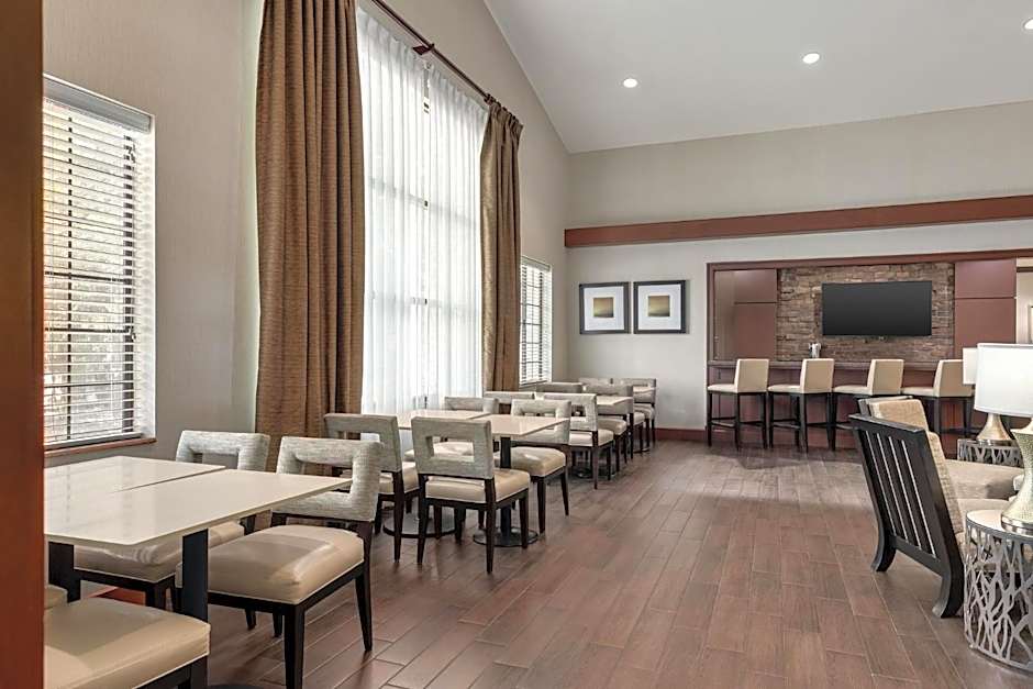 Staybridge Suites Chantilly Dulles Airport By IHG