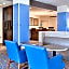 Holiday Inn Express and Suites - Mall of America - MSP Airport By IHG
