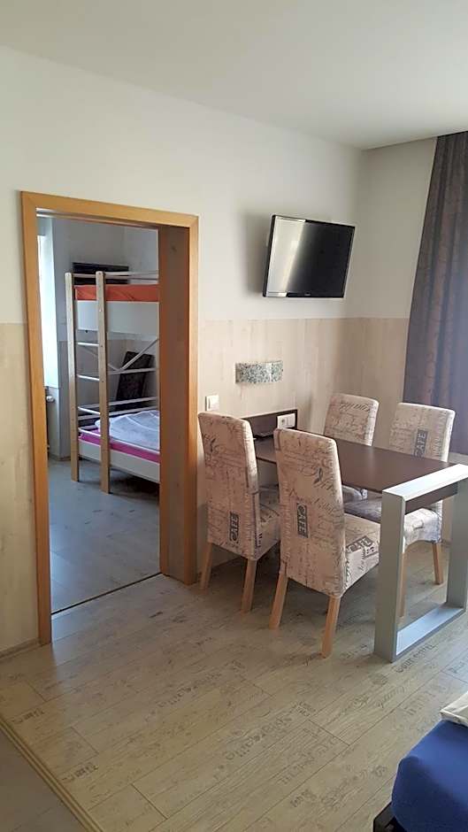 City Central Promenade