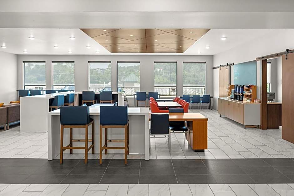 Holiday Inn Express Asheville Woodfin By IHG