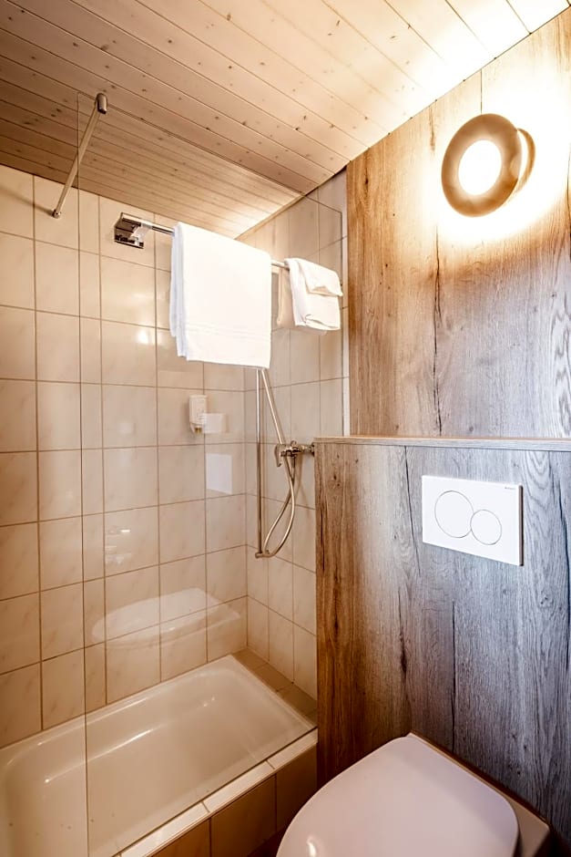 Gasthof Enge Self Check-In Hotel