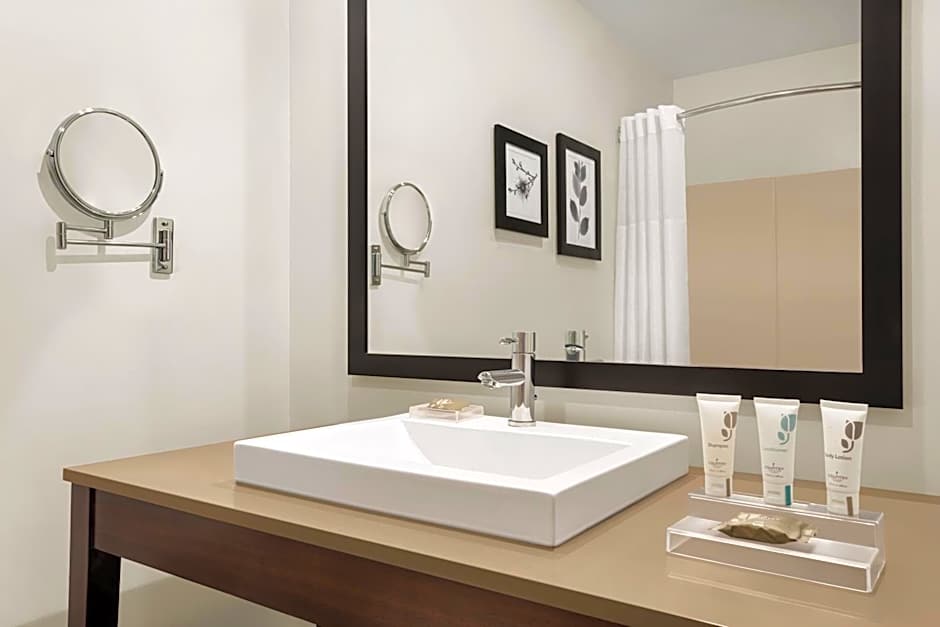 Country Inn & Suites by Radisson, Schaumburg, IL