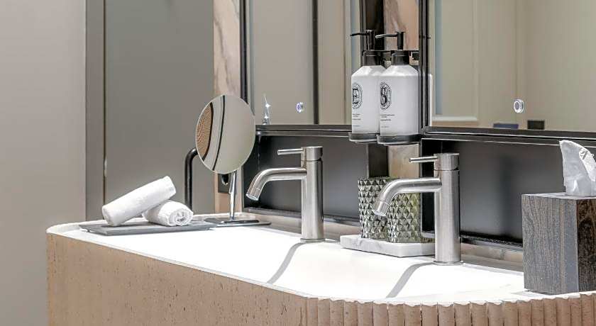 45 Times Barcelona Hotel