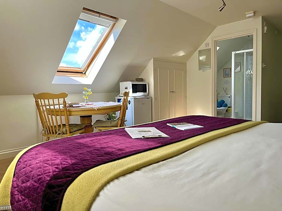 Priors Oak - A Cosy Studio with Countryside Views in Dorset