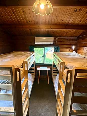 Bed in 4-Bed Mixed Dormitory Room