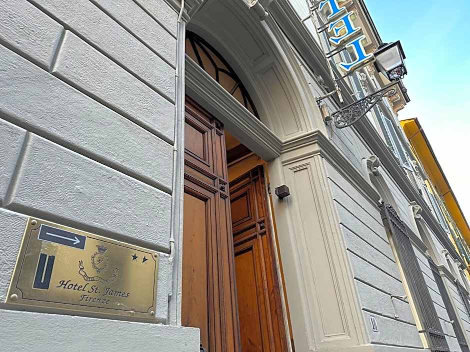 Hotel St. James