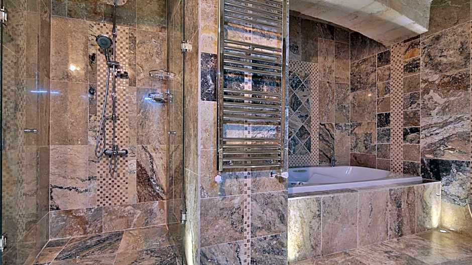 Heaven Cave House - Razziya Evi