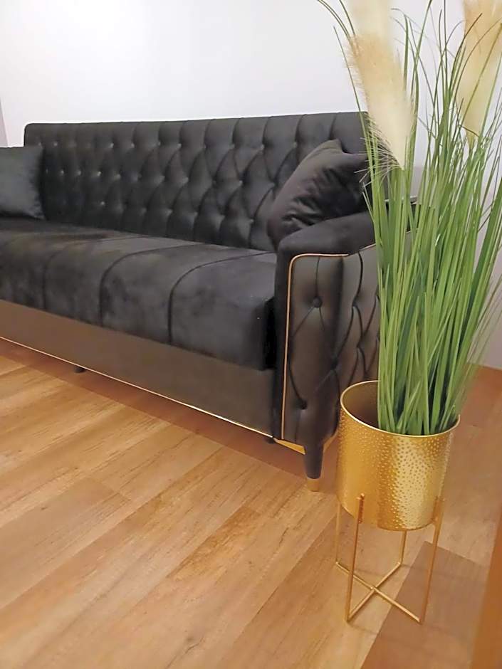 ApartHotel Dominic Residence