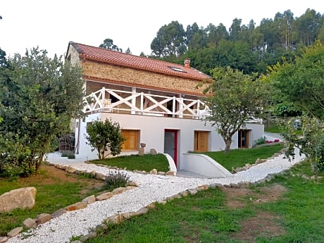Madeinfofan Suite Rural con Jardín