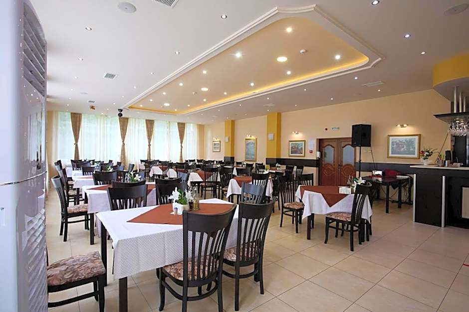 Хотел "Загоре"