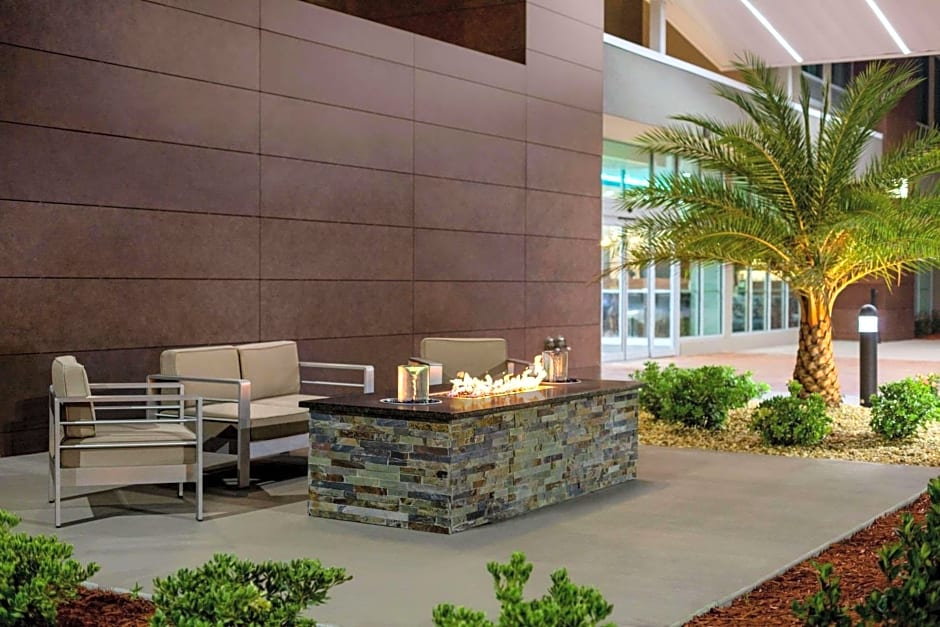 La Quinta Inn & Suites by Wyndham Brunswick/Golden Isles