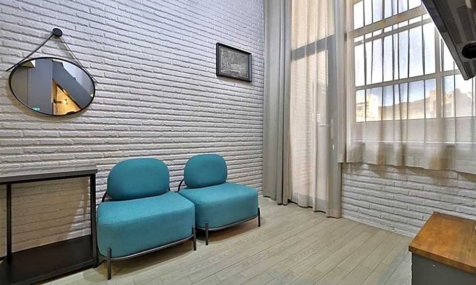 Foto 1 di 8 di Duplex Suite