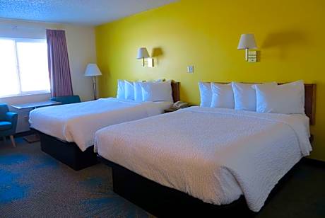 Queen Room with Two Queen Beds - Non-Smoking