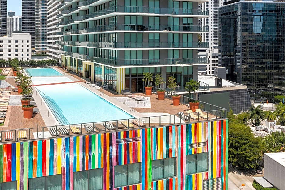 Dua Miami, Autograph Collection