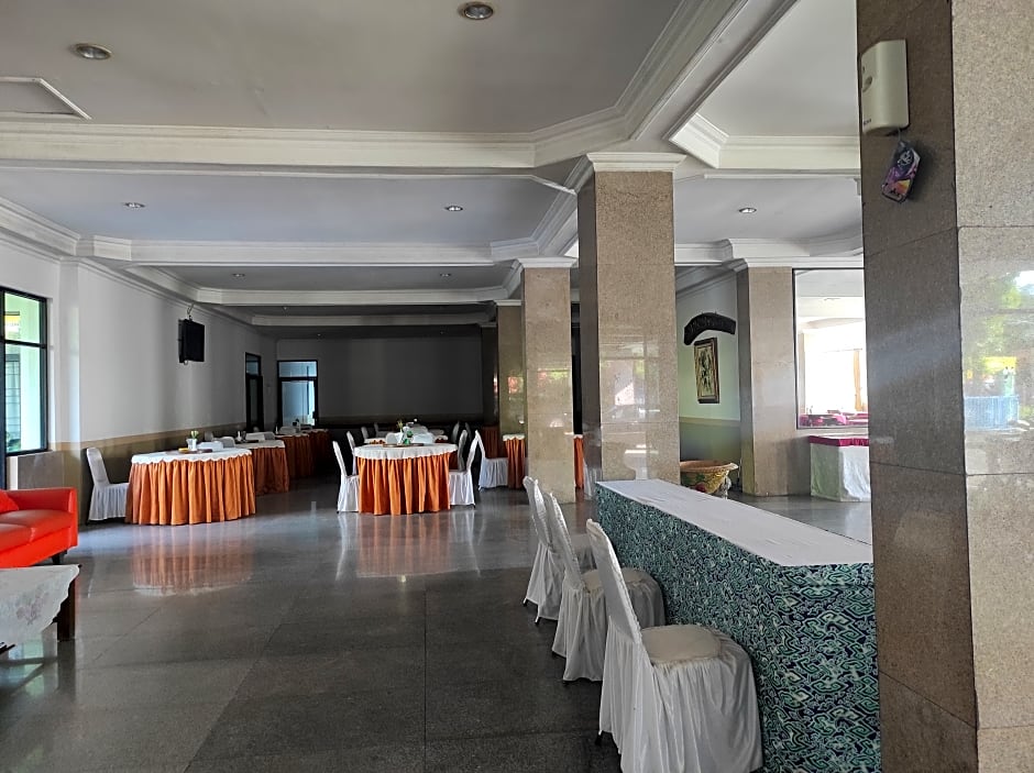 Ayong M Linggarjati Hotel