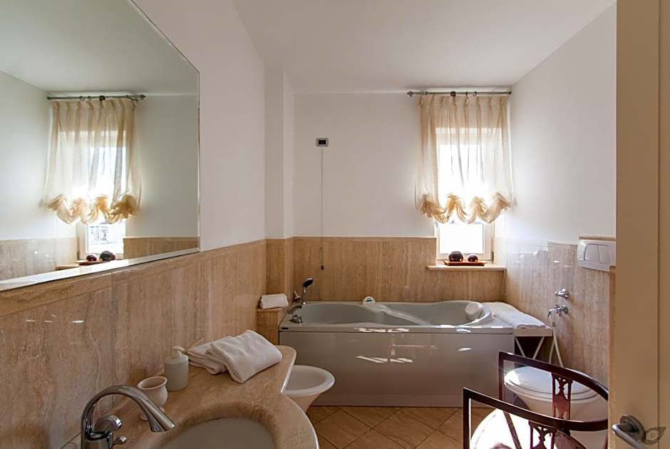 Verdeluna ApartHotel