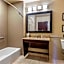 Comfort Inn Bentonville - Crystal Bridges
