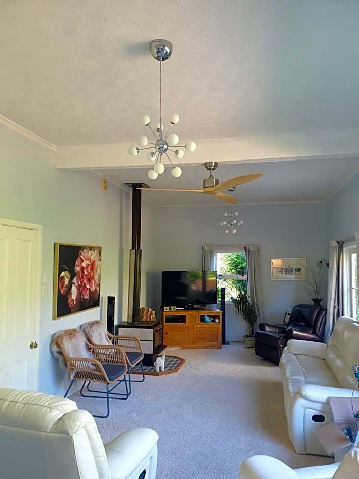 Windhaven Bed & Breakfast