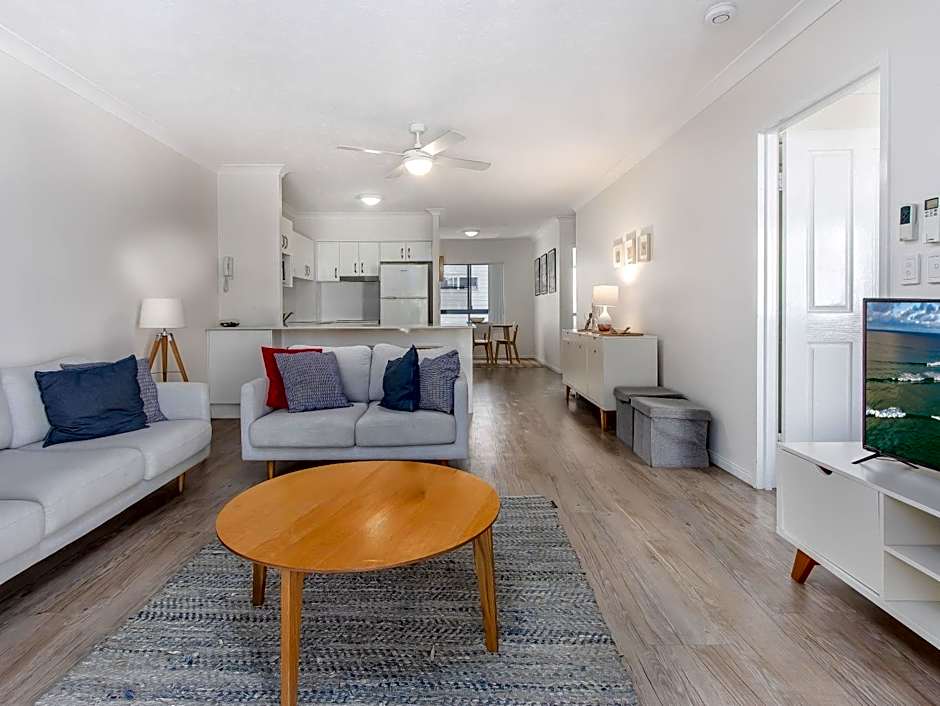 Bella Mare Coolangatta Beachside Apartments