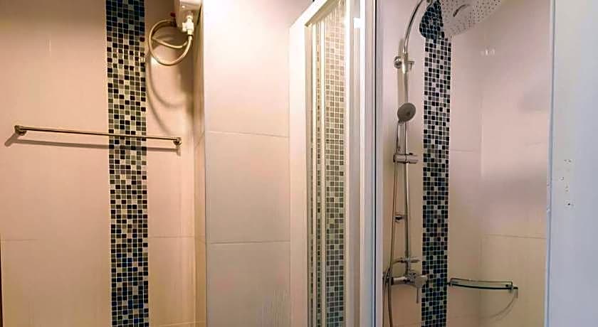 Cozy At 9 Hotel And Kitchen