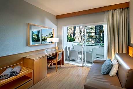 Standard Double Room (2 Adults)