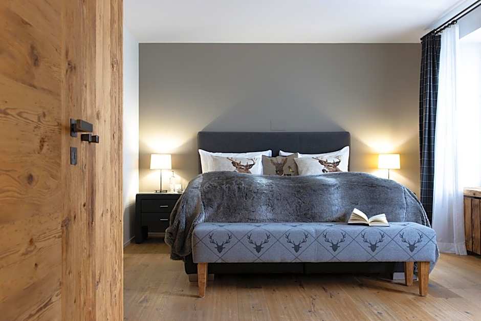 Photo 1 of 15 of Alpine Suite