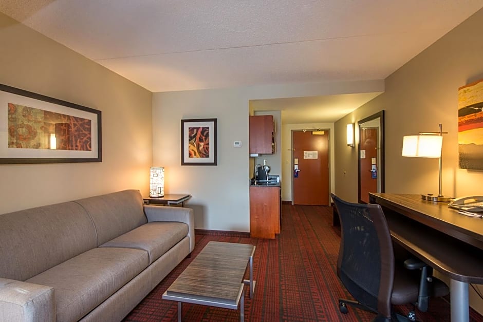 Holiday Inn Express Hotel & Suites Auburn