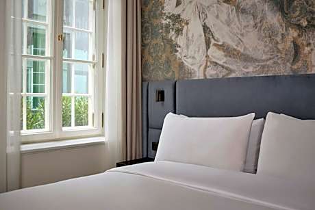 Classico Room