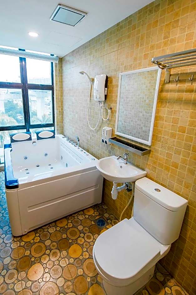 Lavender Inn USJ