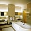 B&B Alphabet - Luxury Guesthouse and Art Gallery