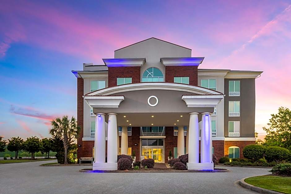 Holiday Inn Express and Suites Newberry By IHG