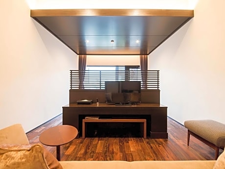 Deluxe Double Room with Garden View