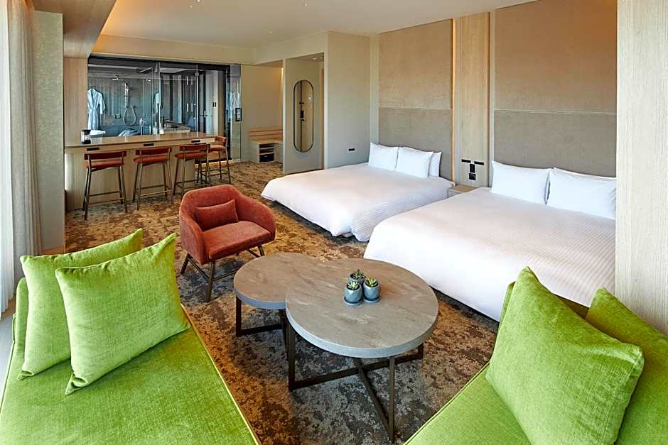 FAV LUX Kagoshima Tenmonkan