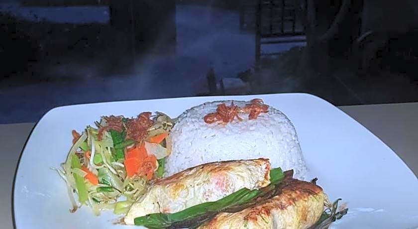 Reynold Artha Guest House RedPartner