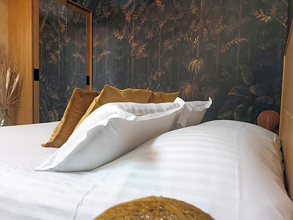 Logis Hôtel La Brèche - Restaurant Berthelot