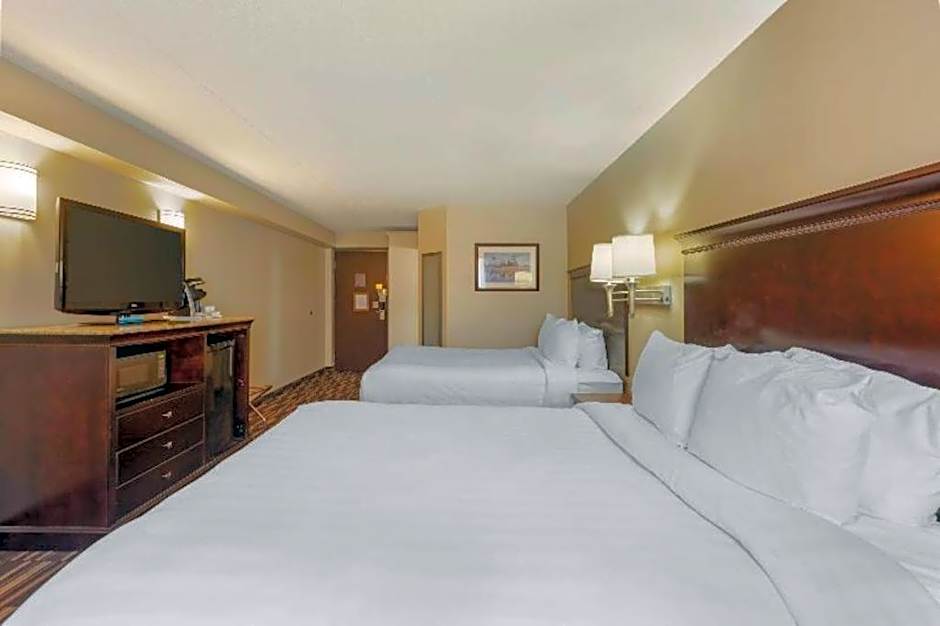 Best Western Plus Orillia Hotel