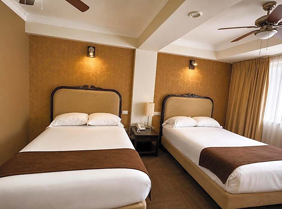 Hotel Clara Luna